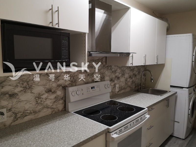 250602153640_Kitchen 2.jpg